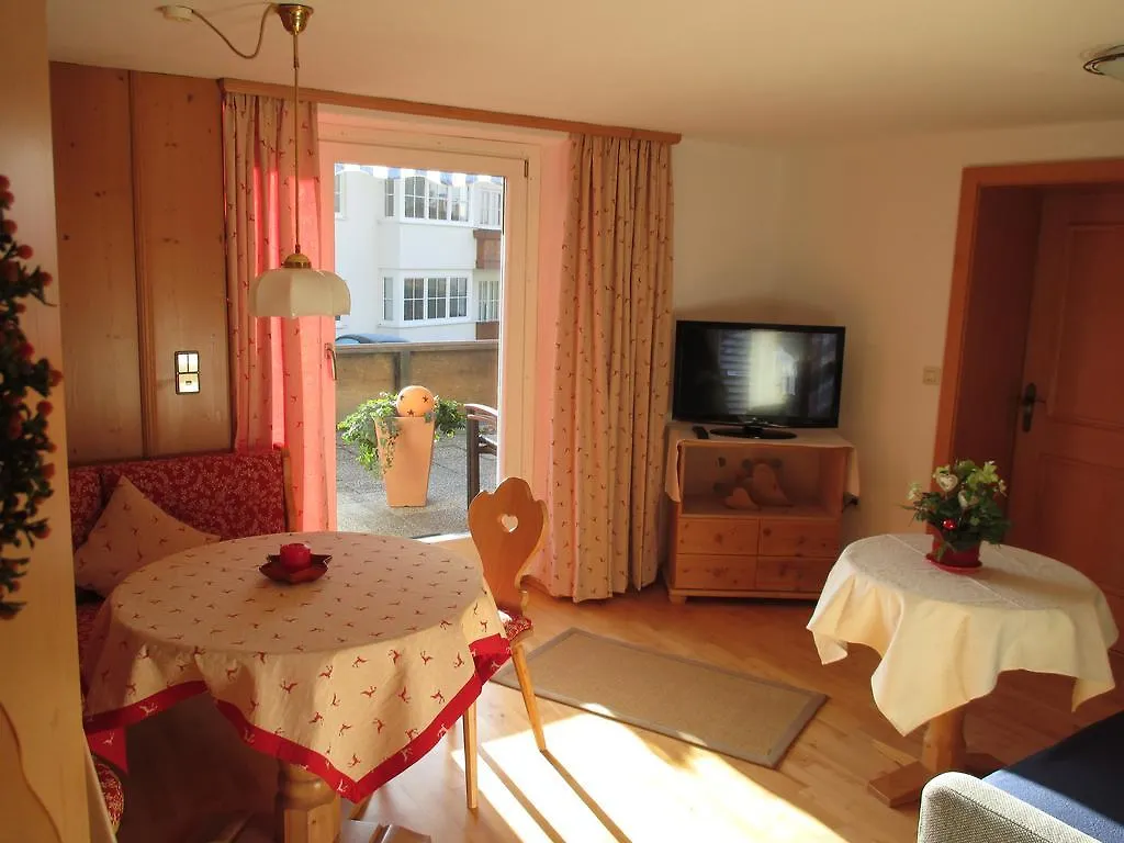 Apartment Gaestehaus Klara Reit im Winkl